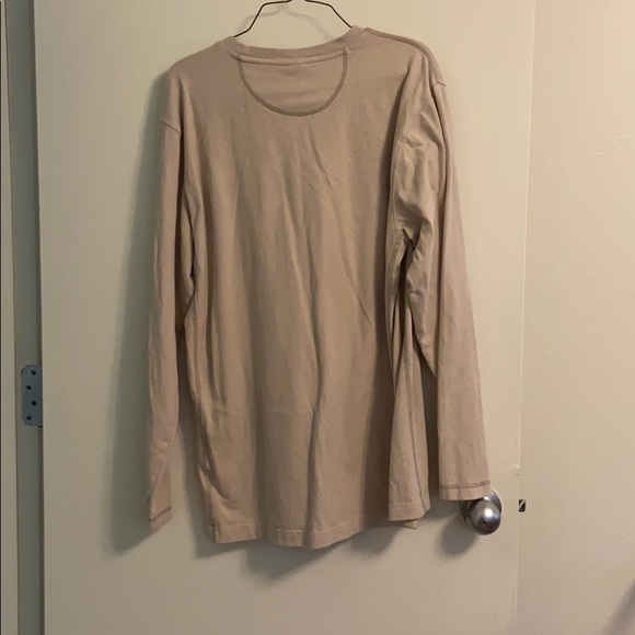 Men’s Columbia Tan Long-Sleeve Shirt - Picture 3 of 3